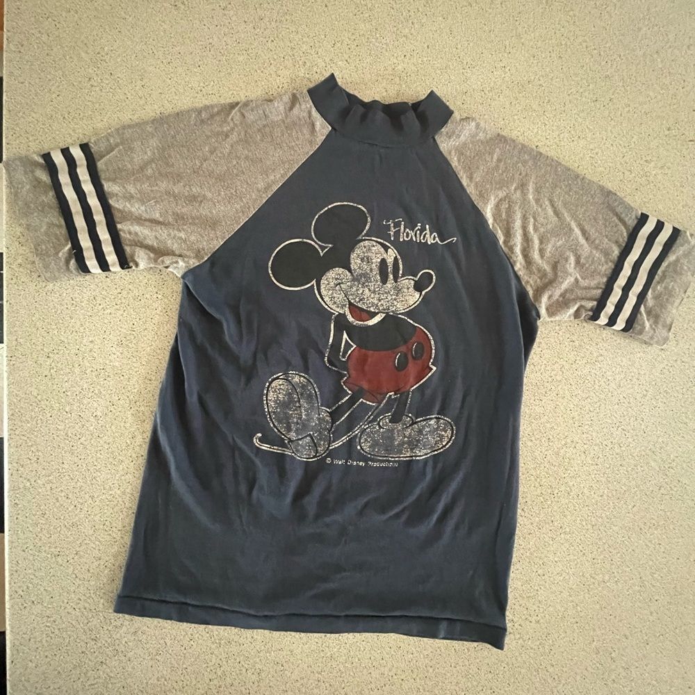 Vintage 1980’s Mickey Mouse Disney shirt